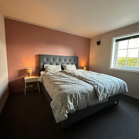 Apartment Naert Sentrum Stryn
